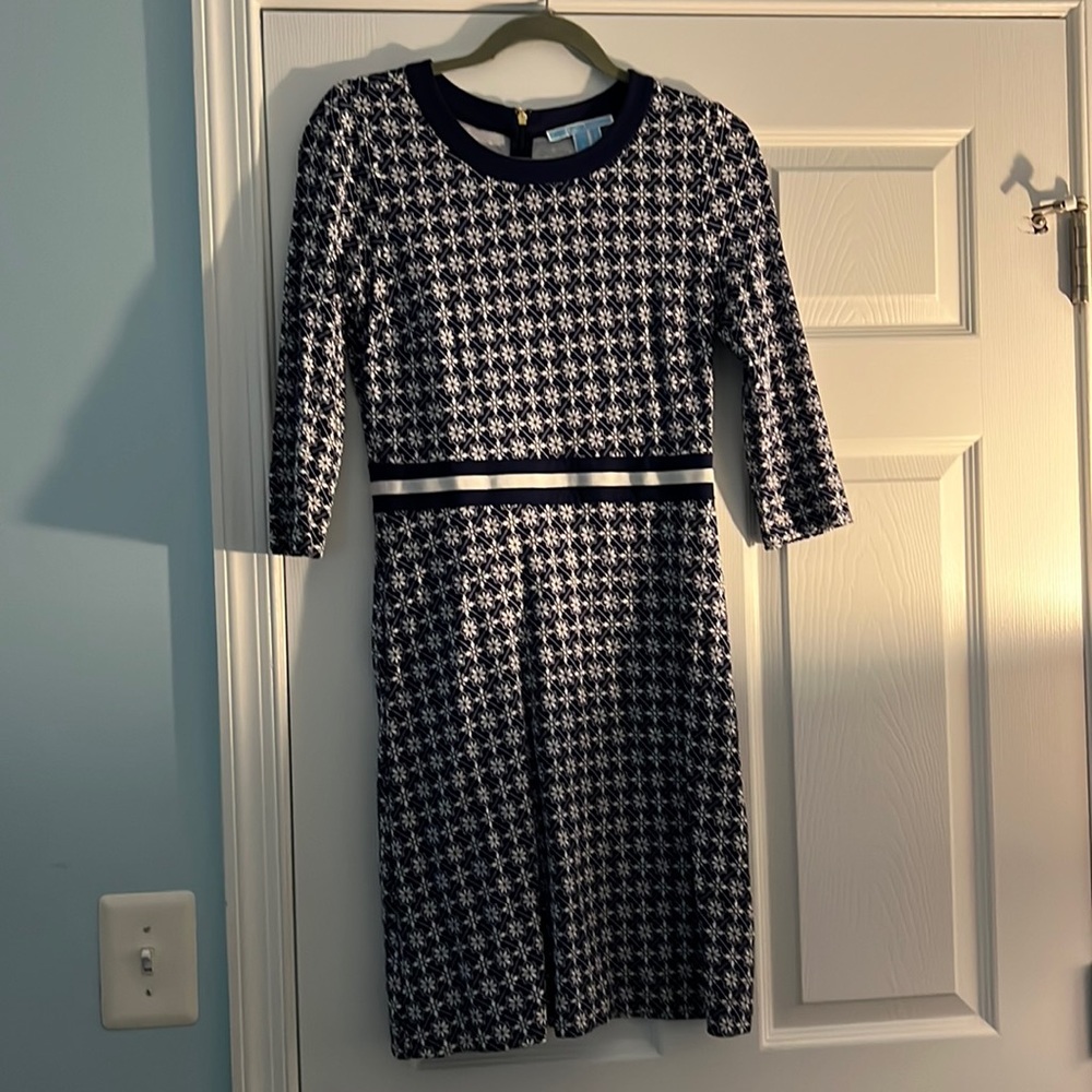 Never worn super cute Draper James dress! Great quality